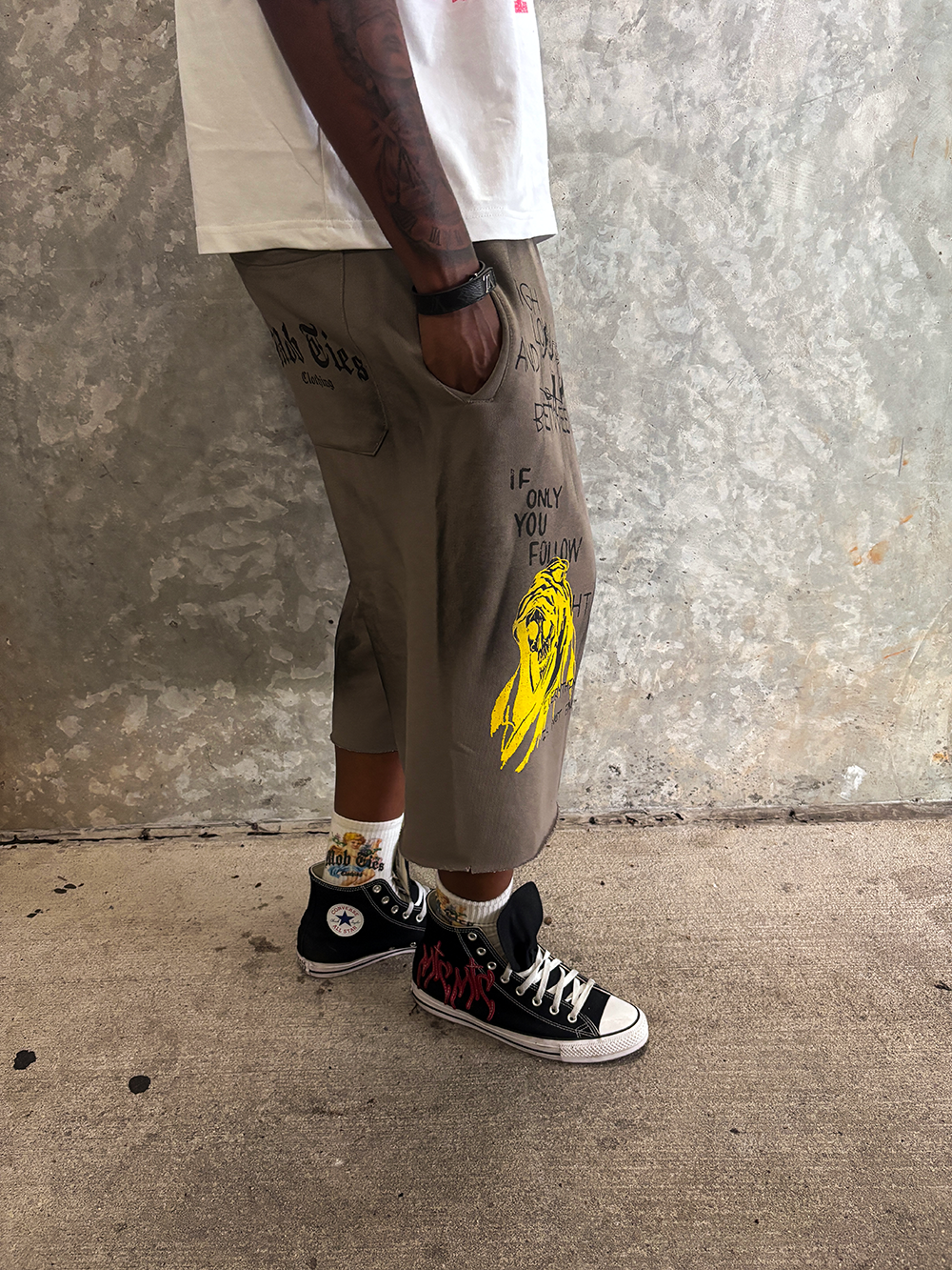 3/4 EAGLE SHORTS